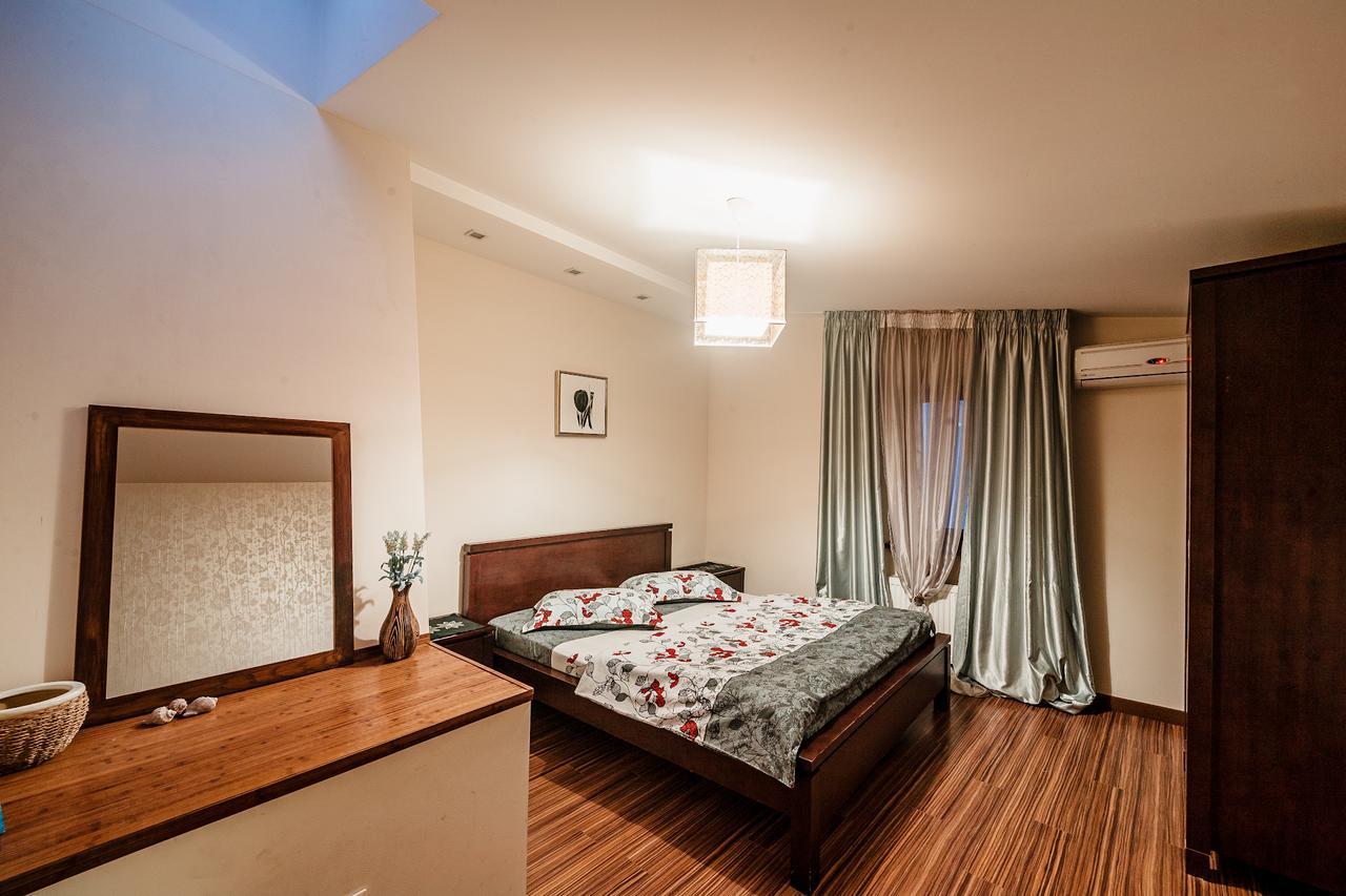 Deribasovskaya Tsentr Apartment Odesa Exterior photo